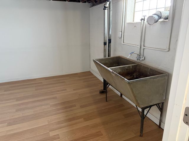 370 Clyde Avenue, Calumet City, IL 60409