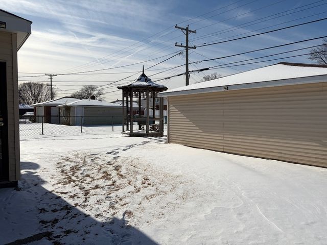 370 Clyde Avenue, Calumet City, IL 60409