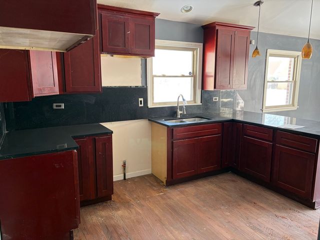 370 Clyde Avenue, Calumet City, IL 60409