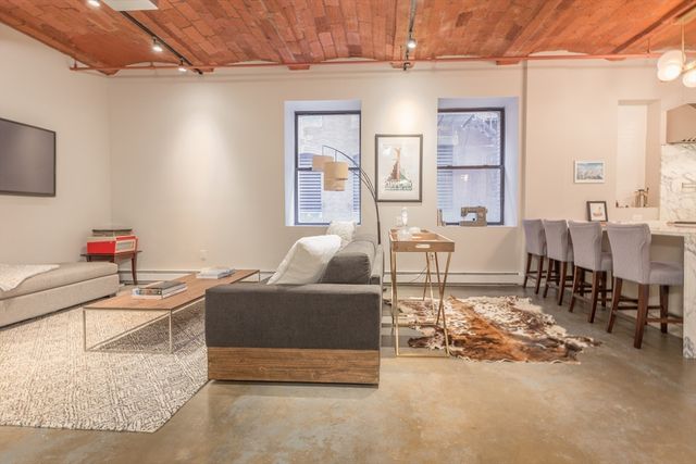 717 Atlantic Avenue 3C, Boston, MA 02111