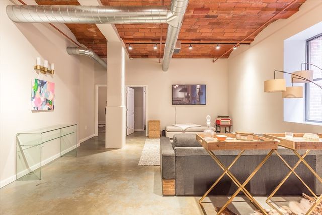 717 Atlantic Avenue 3C, Boston, MA 02111