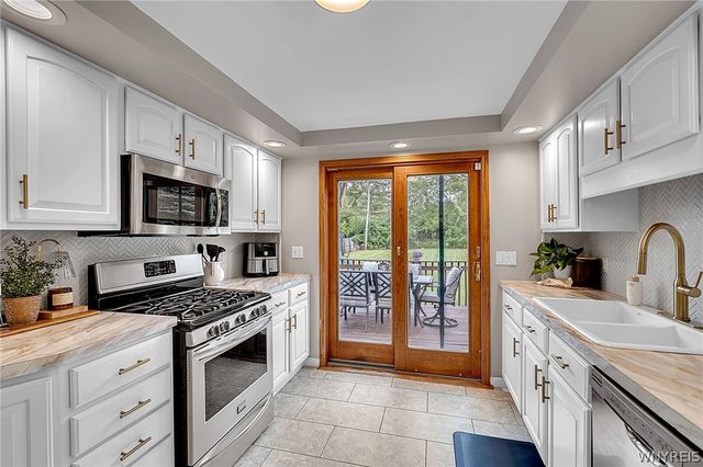 349 Lake Avenue, Lancaster, NY 14086