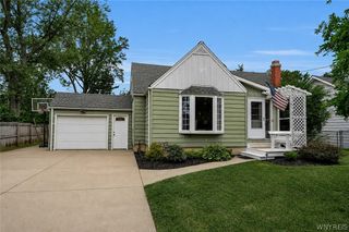 349 Lake Avenue, Lancaster, NY 14086