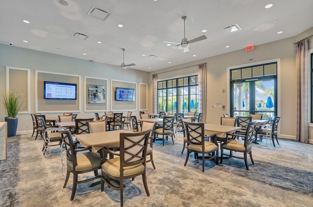 Image 40 of property listing at 9657 Kalmar Circle W, Parkland, FL 33076