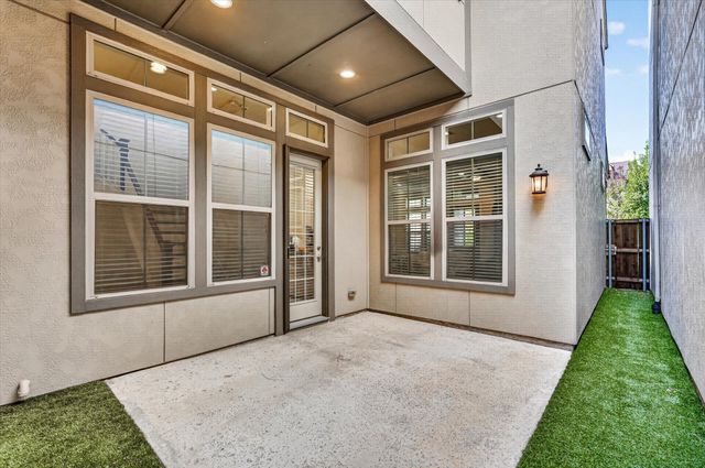 5451 Ashby Grove Street, Dallas, TX 75209