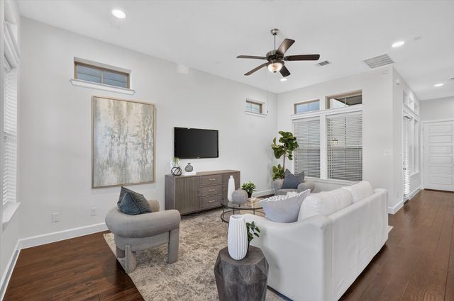 5451 Ashby Grove Street, Dallas, TX 75209