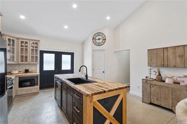 144 County Route 37, Hastings, NY 13036