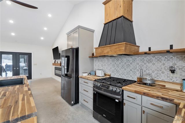 144 County Route 37, Hastings, NY 13036