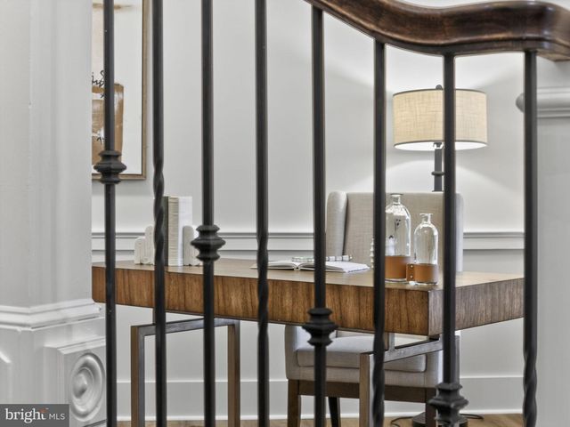 35080 MCKNIGHT CT, Round Hill, VA 20141