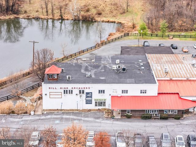 35080 MCKNIGHT CT, Round Hill, VA 20141