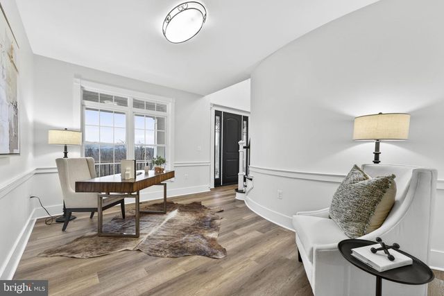 35080 MCKNIGHT CT, Round Hill, VA 20141