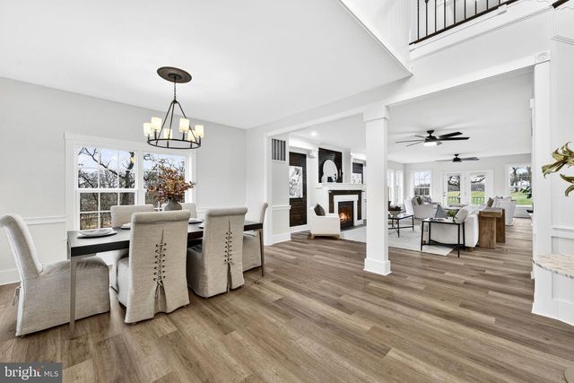 35080 MCKNIGHT CT, Round Hill, VA 20141