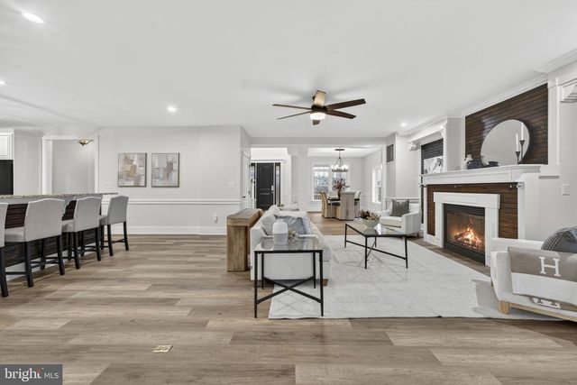 35080 MCKNIGHT CT, Round Hill, VA 20141