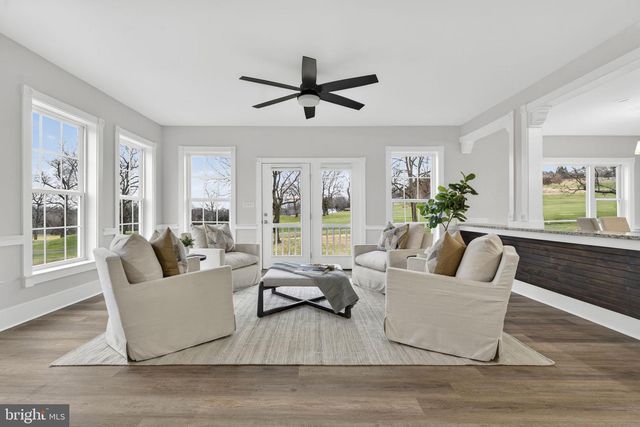 35080 MCKNIGHT CT, Round Hill, VA 20141