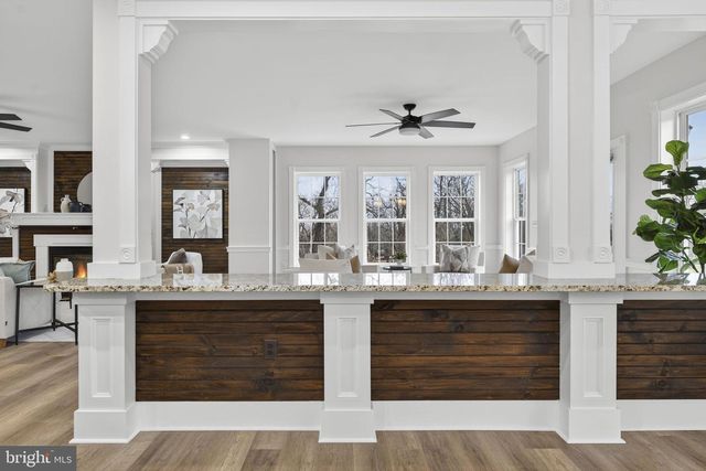 35080 MCKNIGHT CT, Round Hill, VA 20141