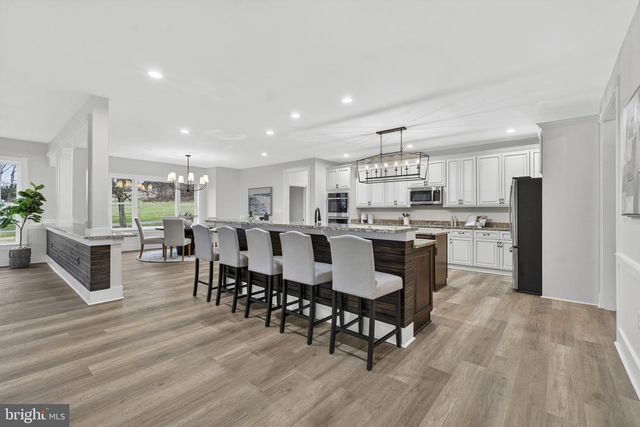 35080 MCKNIGHT CT, Round Hill, VA 20141