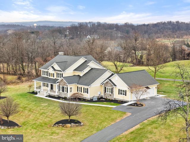 35080 MCKNIGHT CT, Round Hill, VA 20141