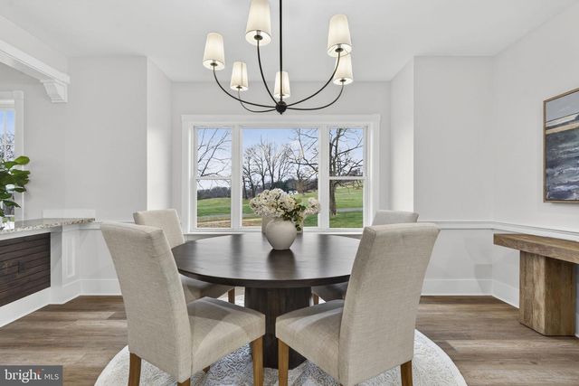 35080 MCKNIGHT CT, Round Hill, VA 20141