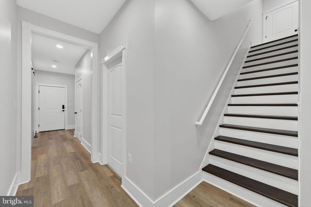 35080 MCKNIGHT CT, Round Hill, VA 20141