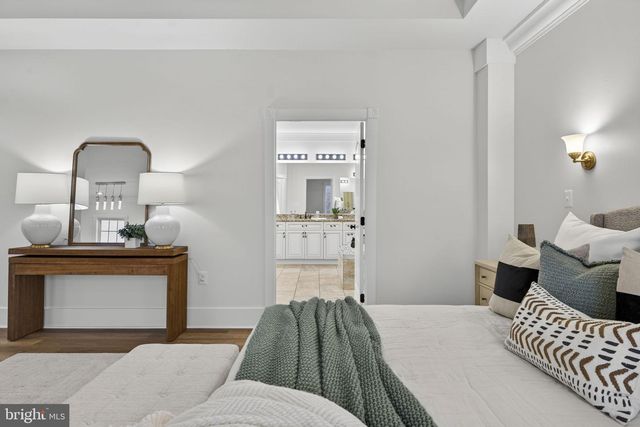 35080 MCKNIGHT CT, Round Hill, VA 20141