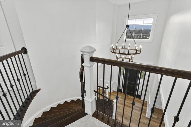 35080 MCKNIGHT CT, Round Hill, VA 20141