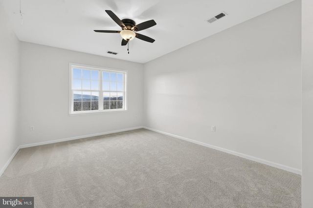 35080 MCKNIGHT CT, Round Hill, VA 20141