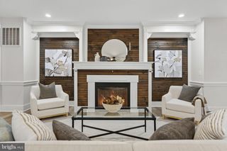 35080 MCKNIGHT CT, Round Hill, VA 20141