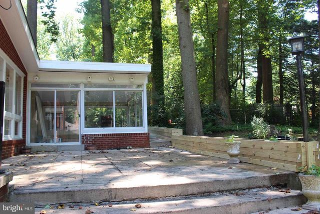 3720 WOODLAND CIR, Falls Church, VA 22041