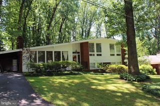 3720 WOODLAND CIR, Falls Church, VA 22041