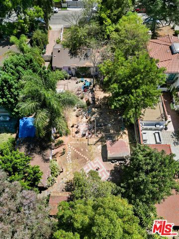 12201 Califa Street, Valley Village, CA 91607