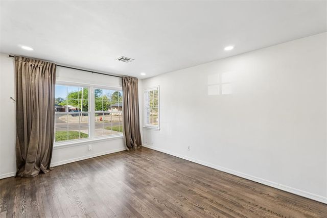 1719 Sheffield Road, Oklahoma City, OK 73120