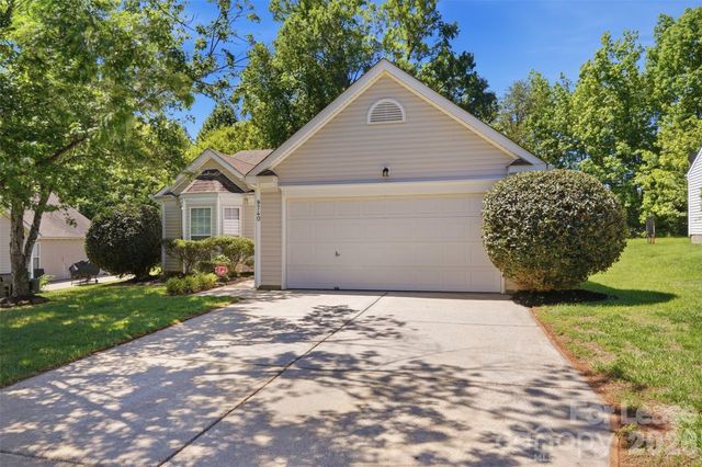9740 Veronica Drive, Charlotte, NC 28215