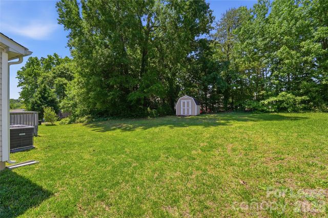 9740 Veronica Drive, Charlotte, NC 28215