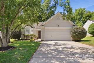 9740 Veronica Drive, Charlotte, NC 28215