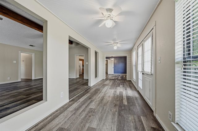 1344 Kiowa Drive E, Lake Kiowa, TX 76240