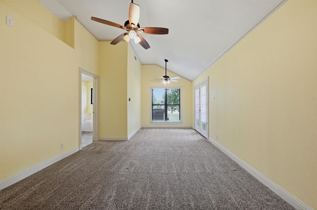 1344 Kiowa Drive E, Lake Kiowa, TX 76240