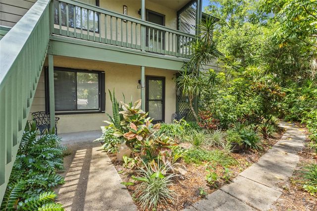 1623 PELICAN COVE ROAD 122, Sarasota, FL 34231