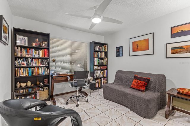 1623 PELICAN COVE ROAD 122, Sarasota, FL 34231