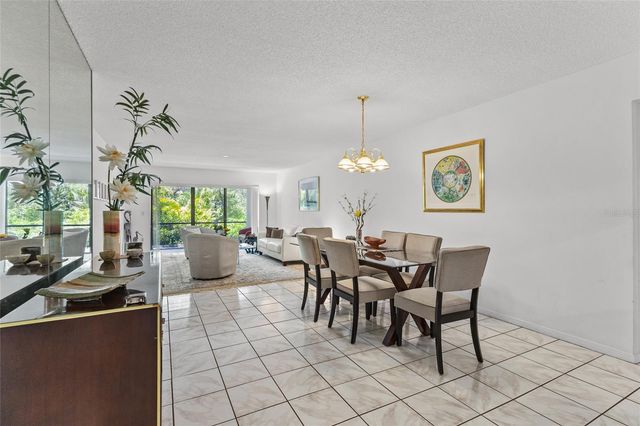 1623 PELICAN COVE ROAD 122, Sarasota, FL 34231