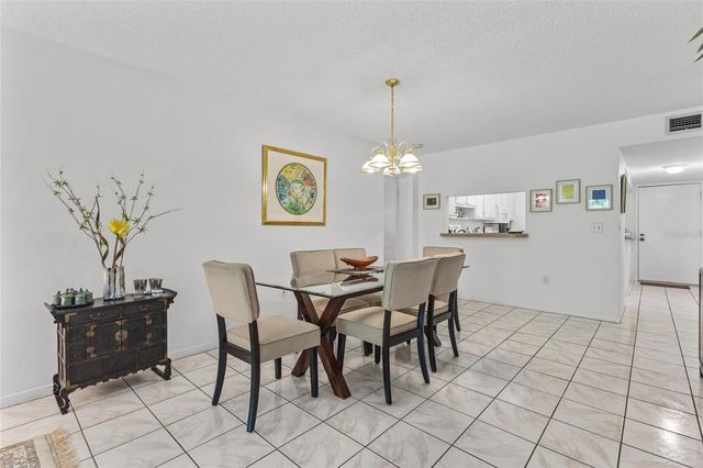 1623 PELICAN COVE ROAD 122, Sarasota, FL 34231