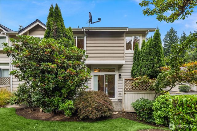 12440 NE 7th Place, Bellevue, WA 98005