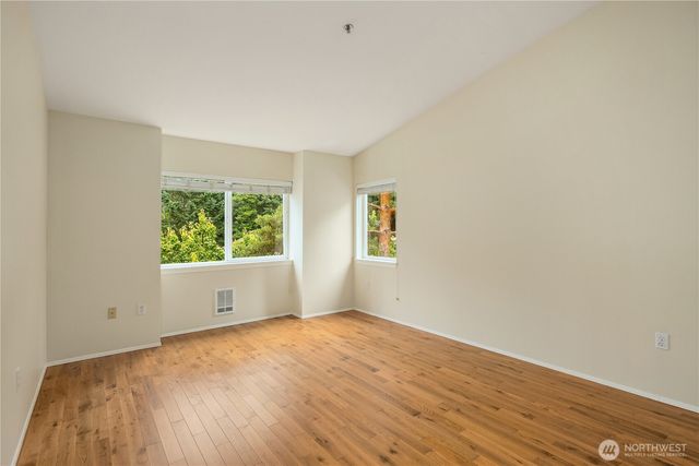 12440 NE 7th Place, Bellevue, WA 98005