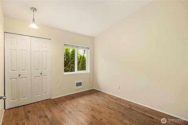 12440 NE 7th Place, Bellevue, WA 98005