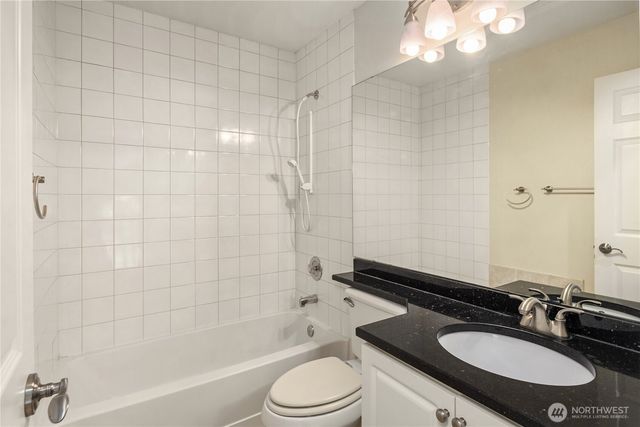 12440 NE 7th Place, Bellevue, WA 98005