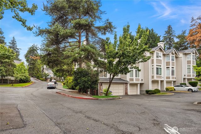 12440 NE 7th Place, Bellevue, WA 98005