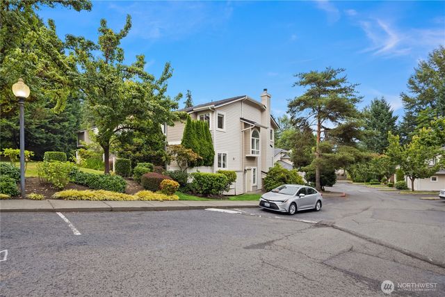 12440 NE 7th Place, Bellevue, WA 98005