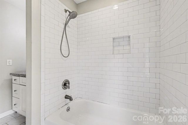 4600 Bournewood Lane, Charlotte, NC 28226