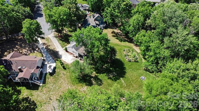 4600 Bournewood Lane, Charlotte, NC 28226