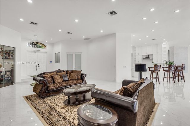 2161 SW 131st Ter 0, Davie, FL 33325