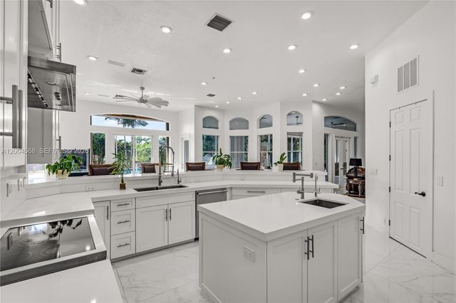 2161 SW 131st Ter 0, Davie, FL 33325